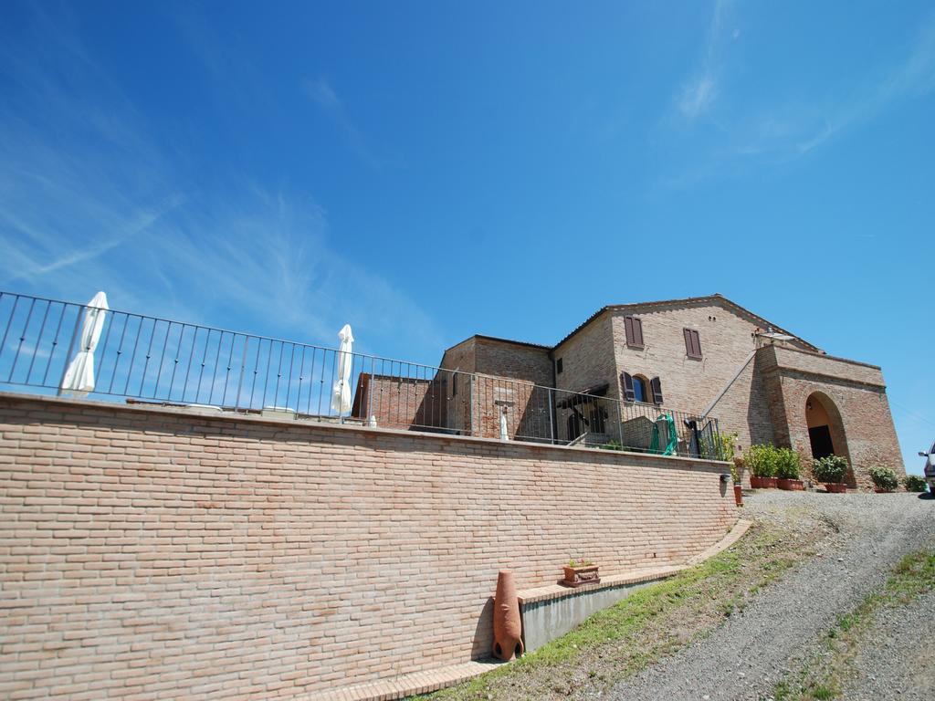 Hotel Podere Stabbia Asciano Exterior foto