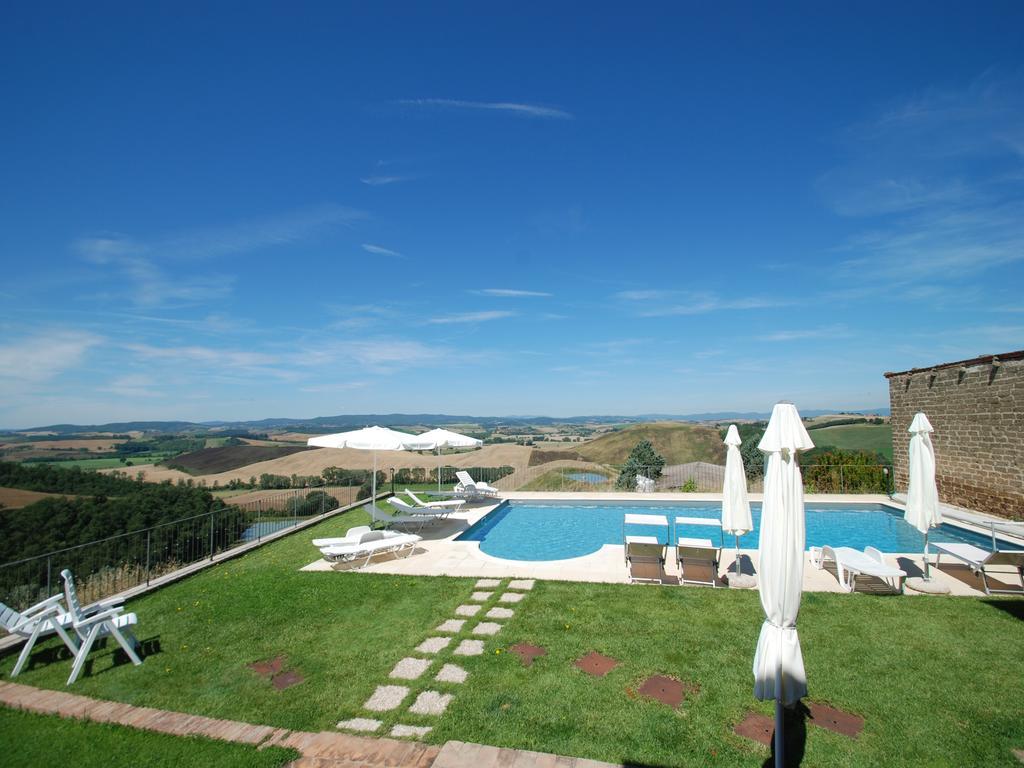 Hotel Podere Stabbia Asciano Exterior foto